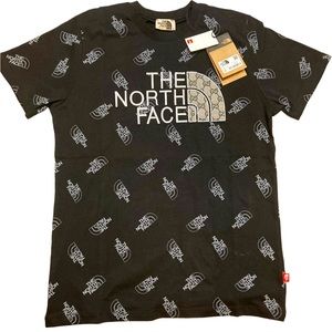 Gucci x The North Face T-shirt - Copy